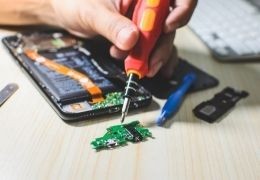 Was sollte ich tun, wenn mein Samsung das Vorhandensein von Feuchtigkeit anzeigt?